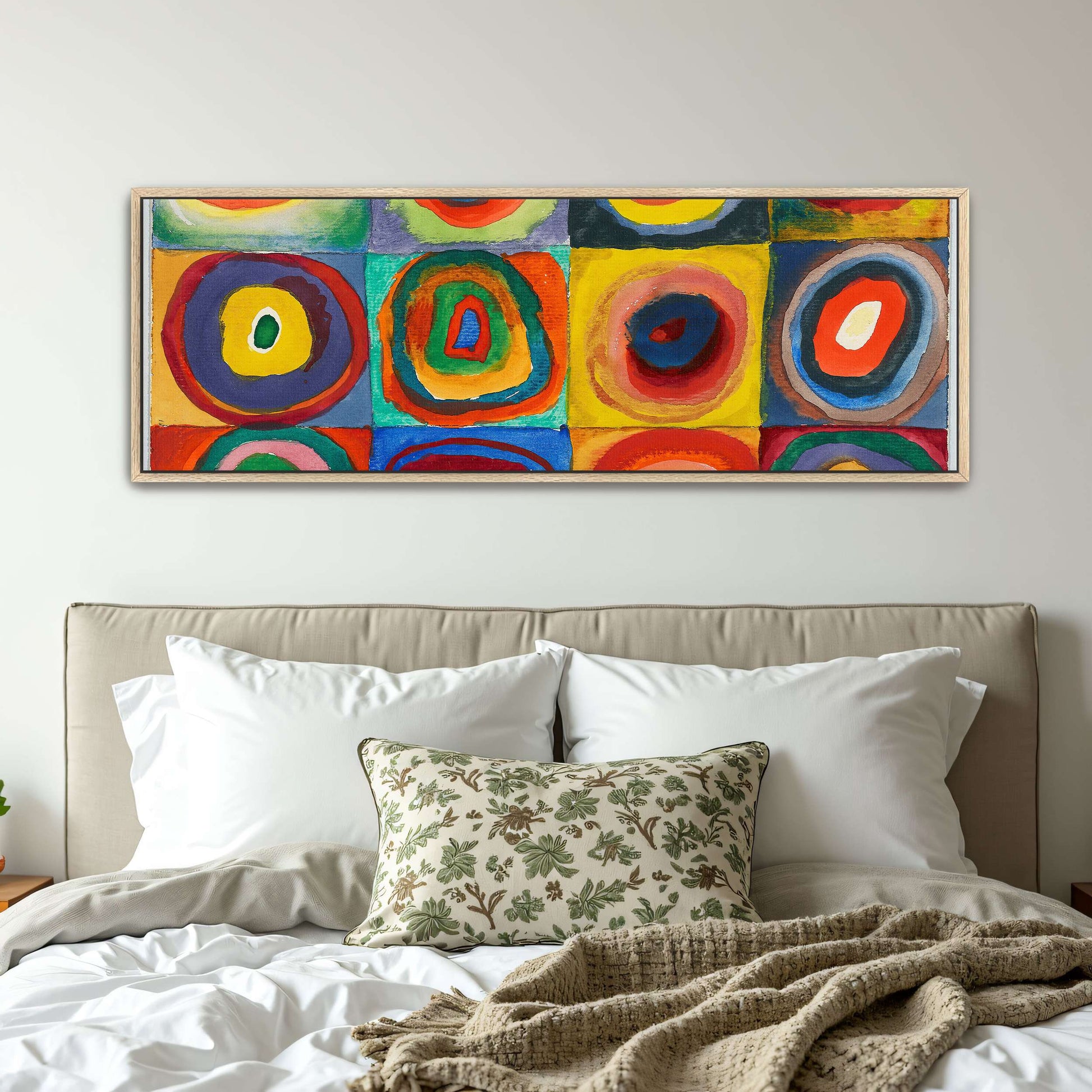 Abstract painting with concentric circles by Wassily Kandinsky